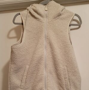 Avia Women's Size XS 0-2 Faux Shearling Vest  With Hood